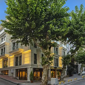 Grand Naki 3*, Estambul Turquía
