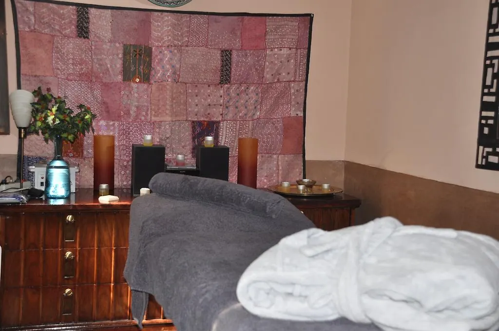 Riad Des Etoiles Marrakesh 3*,